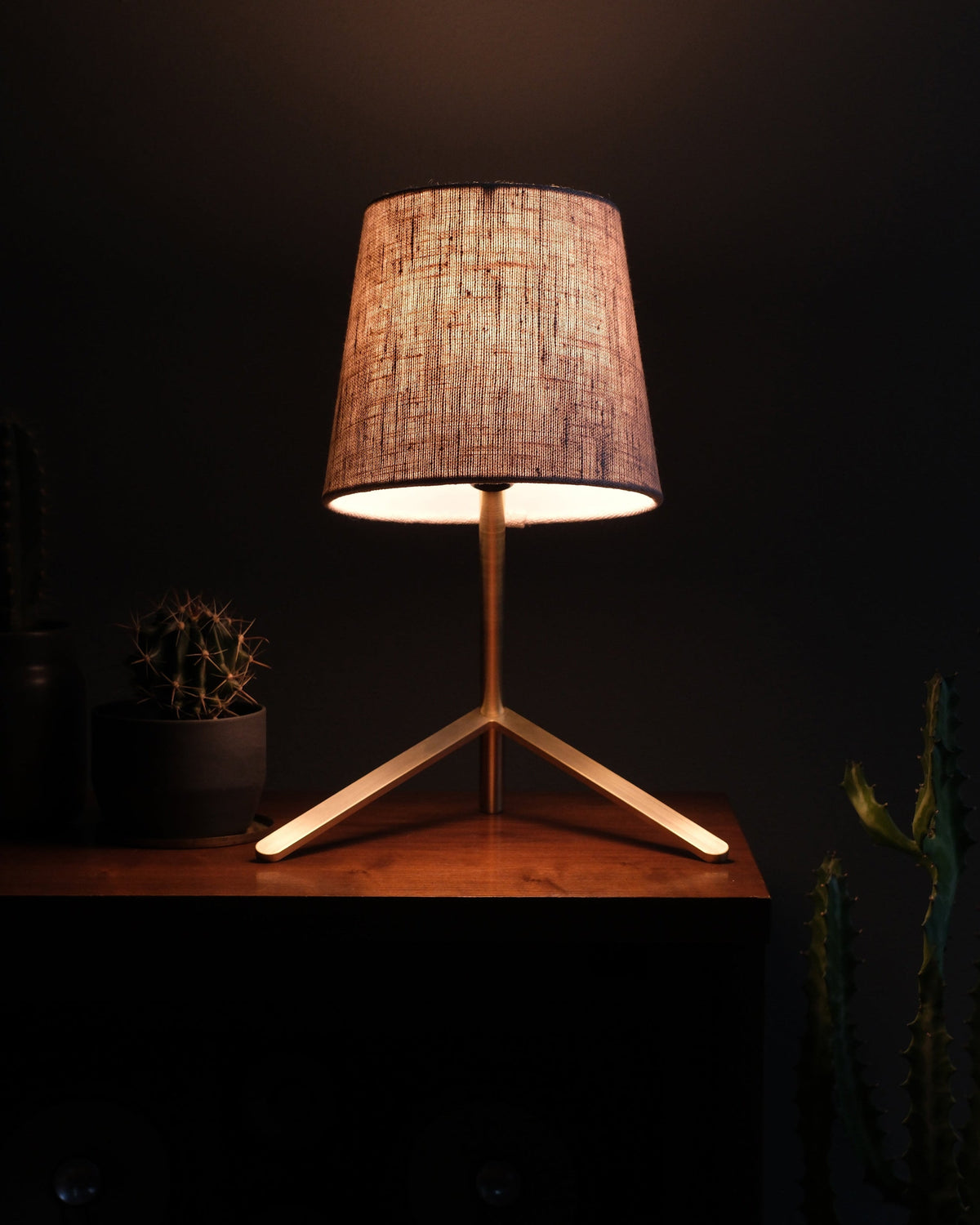 Tokyo Table Lamp, room setting