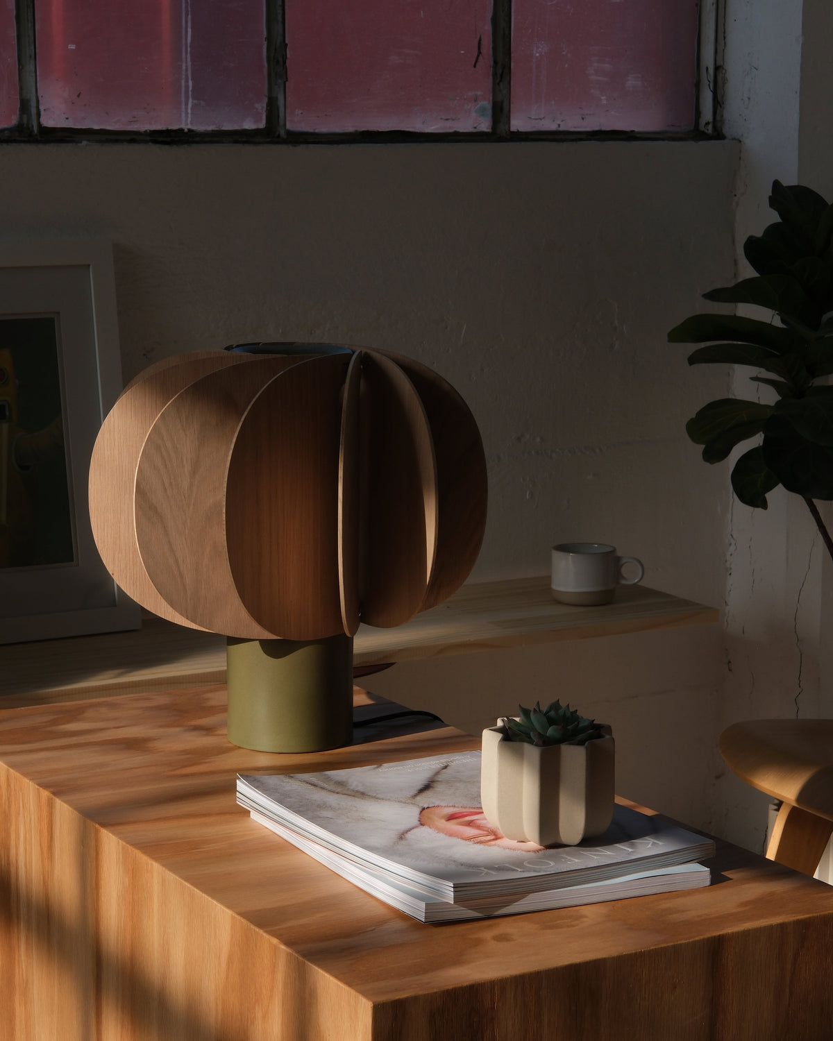 Fin Table Lamp, room setting