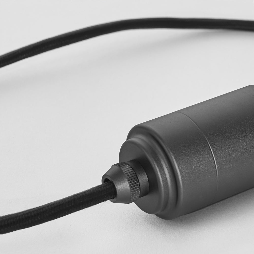 Voronoi II Triple Pendant in Graphite, close-up of the lampholder and fabric cable