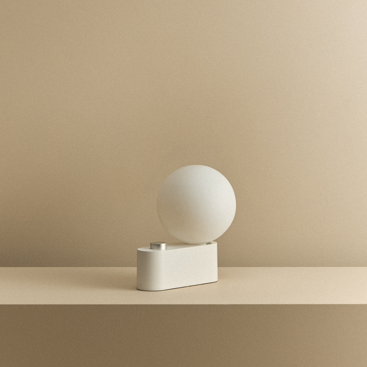 Alumina Lamp in Chalk, unlit